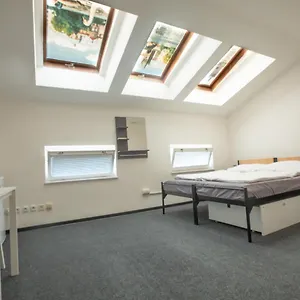 Mai Bohemia Hostel&apartment Prag