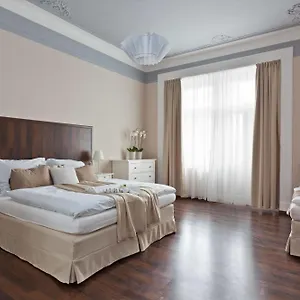 Апарт-отель Prague Holiday Apartments, Прага