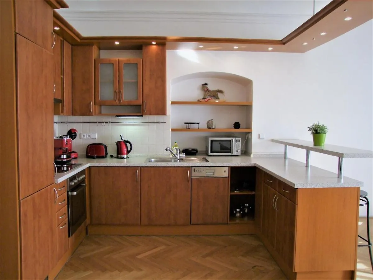 Апарт-отель Charles Bridge Apartments Прага
